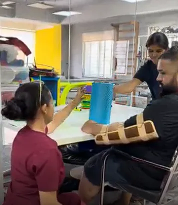 Frozen shoulder physiotherapy treatment in Pune to restore mobility and reduce pain
