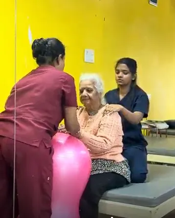 Shoulder pain physiotherapy and rehabilitation at Apricot Care Pune
