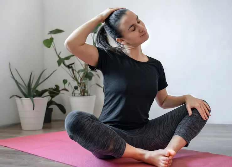 Gentle spinal mobility exercises for sciatica pain